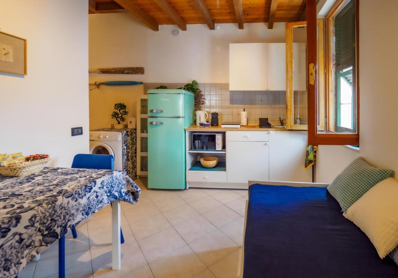 Casa Teresa With Ac And Balcony Διαμέρισμα Βερνάτσα Εξωτερικό φωτογραφία